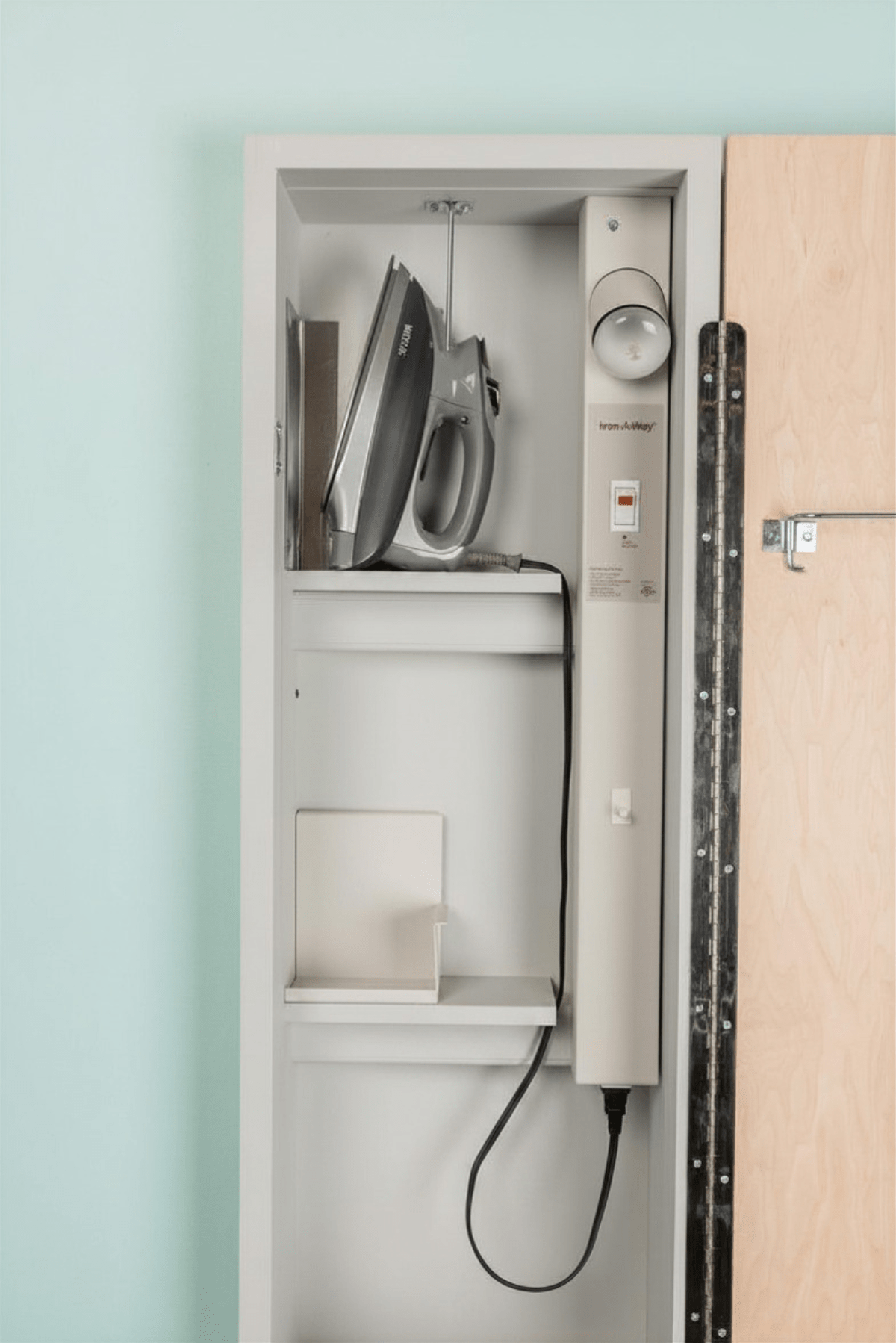 Premier Storage Systems Model UD42 - Thumbnail 5